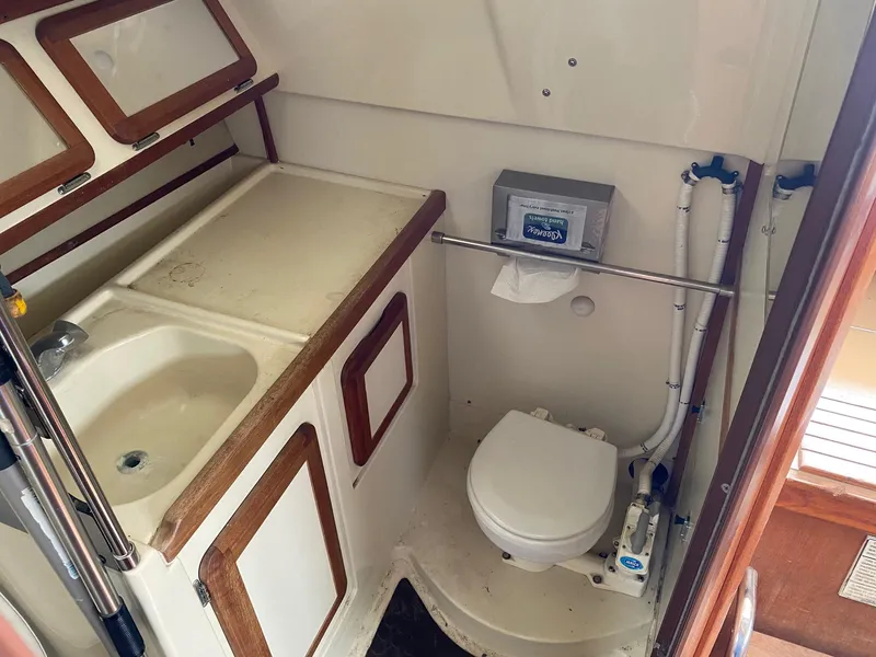 1992 Hunter 35.5