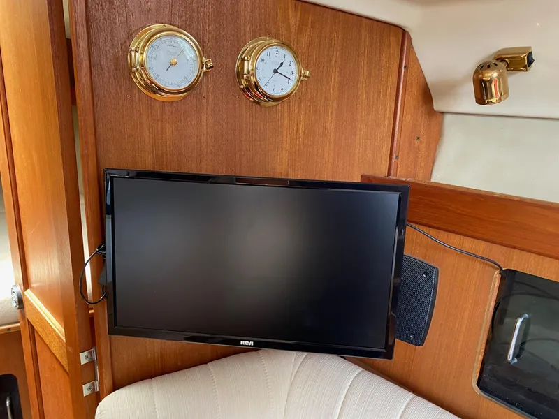 1992 Hunter 35.5