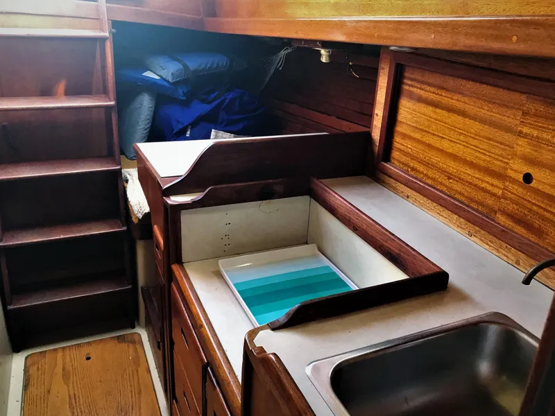 1976 Westsail 28