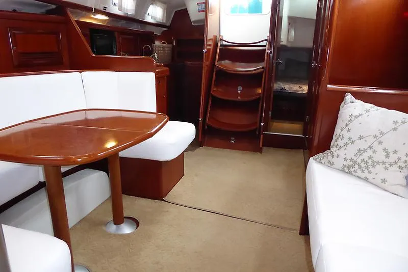 2003 Beneteau 423