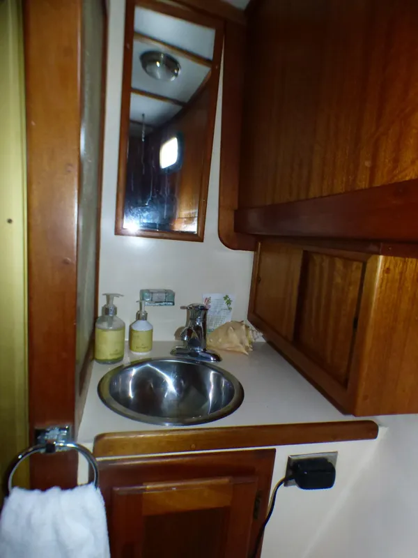 1979 Californian 42 LRC