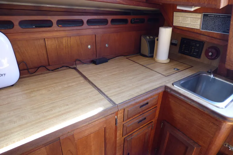 1978 Ericson 32