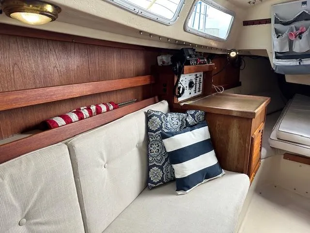 1985 Catalina 30