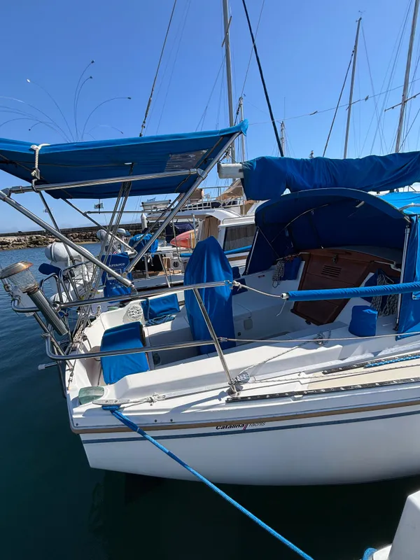 1985 Catalina 30