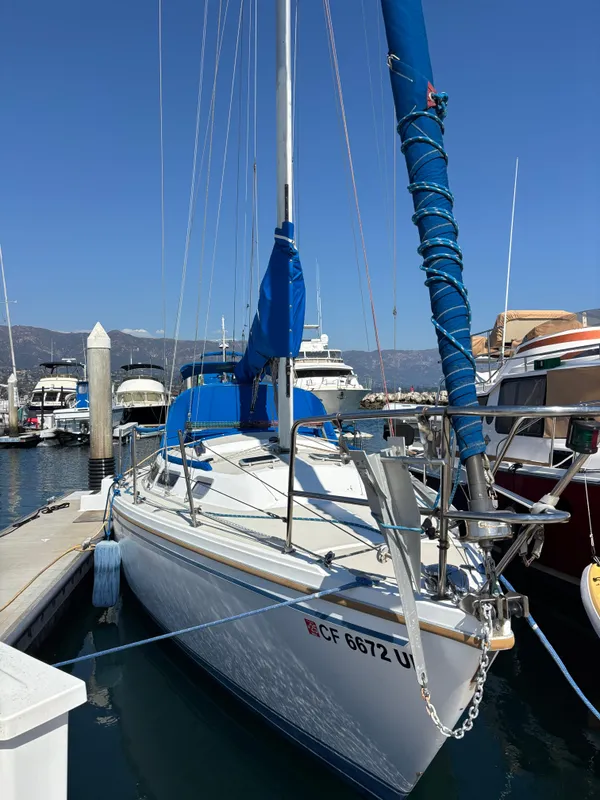 1985 Catalina 30