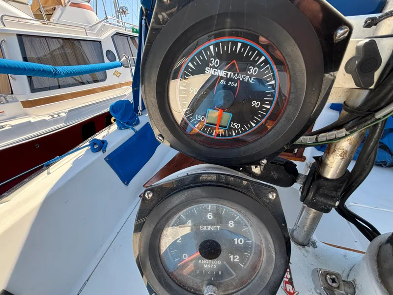 1985 Catalina 30