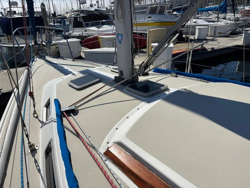 1985 Catalina 30