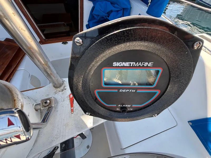 1985 Catalina 30