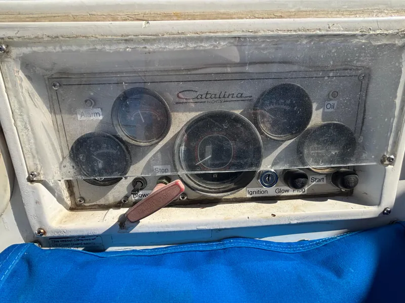 1985 Catalina 30