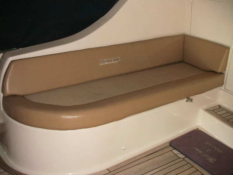 2007 Mainship Pilot 43