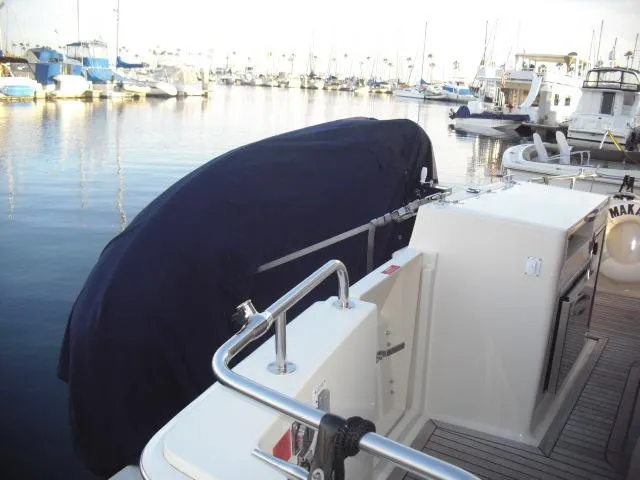 2007 Mainship Pilot 43