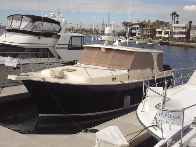 2007 Mainship Pilot 43
