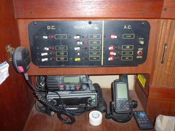 1989 Hunter Sloop
