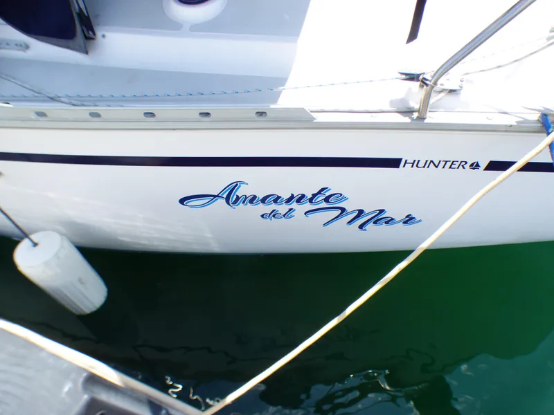 1989 Hunter Sloop