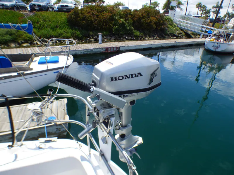 1989 Hunter Sloop