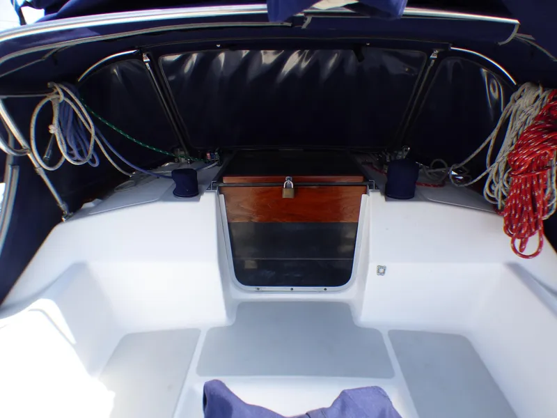 1989 Hunter Sloop