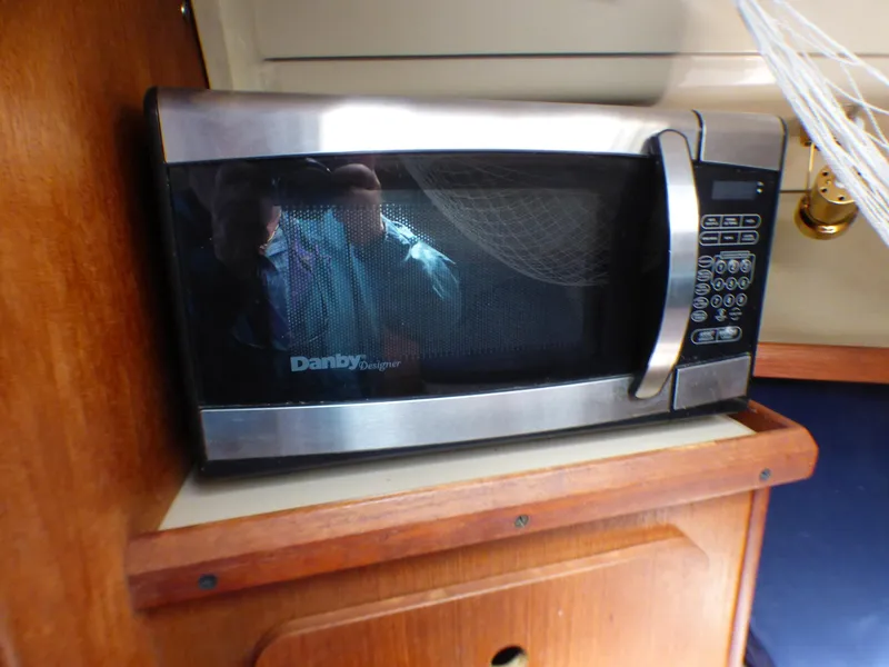 1989 Hunter Sloop
