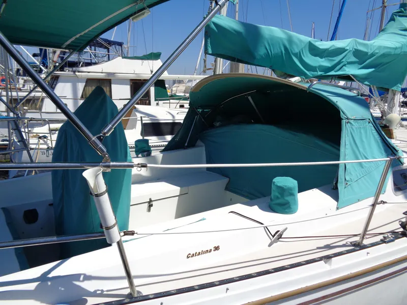 1987 Catalina Sloop