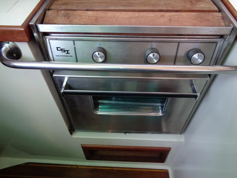 Propane Oven and Cooktop