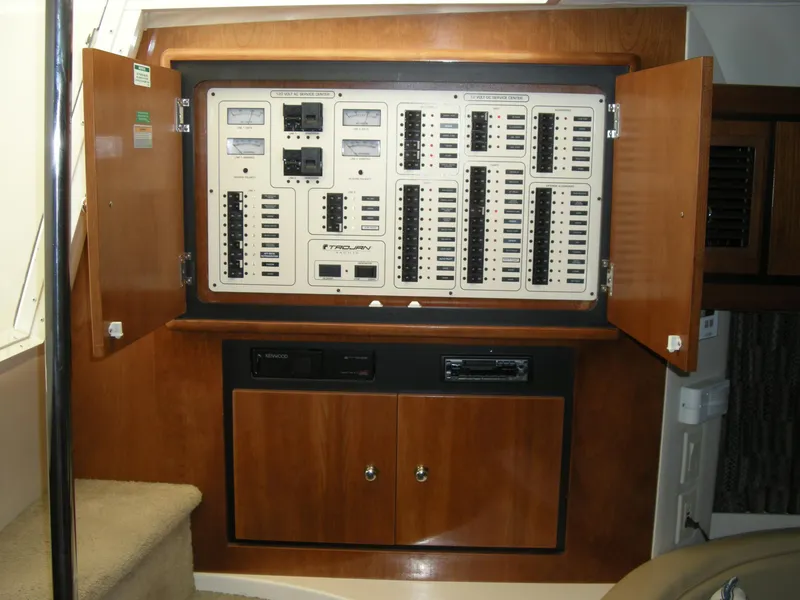 1998 Trojan 12 Meter Express 400