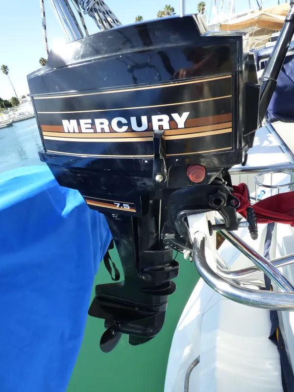 2010 Catalina 445