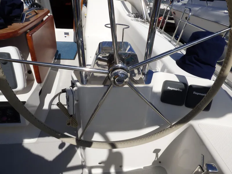 2010 Catalina 445