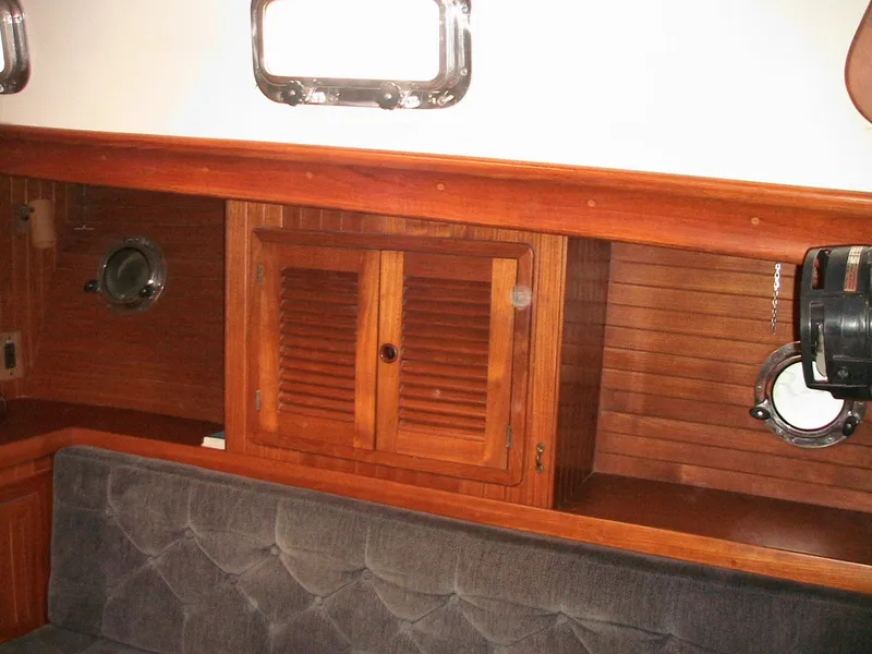 1991 Vagabond Ketch