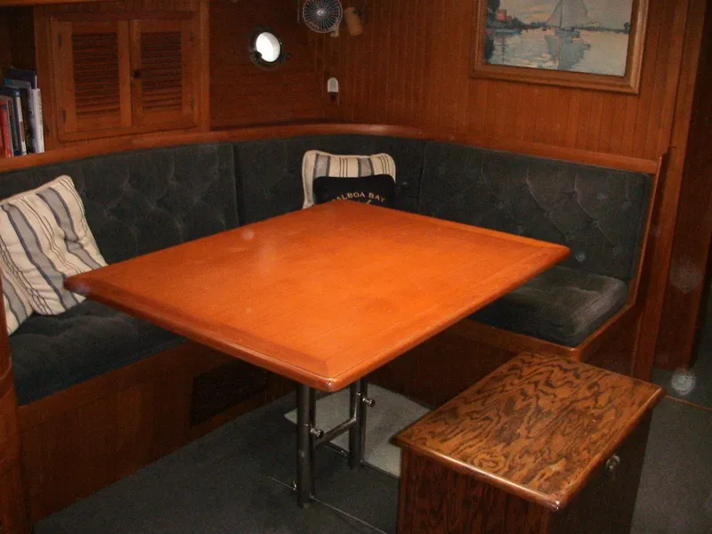 1991 Vagabond Ketch