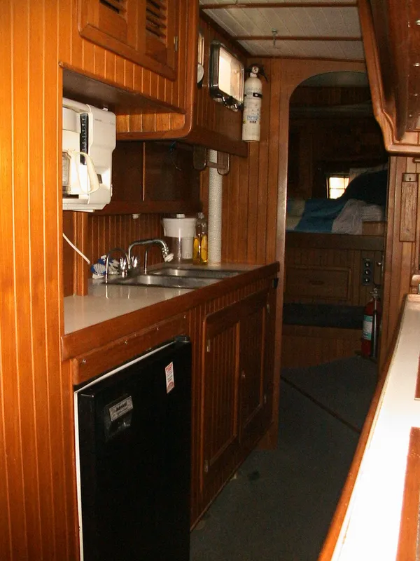 1991 Vagabond Ketch