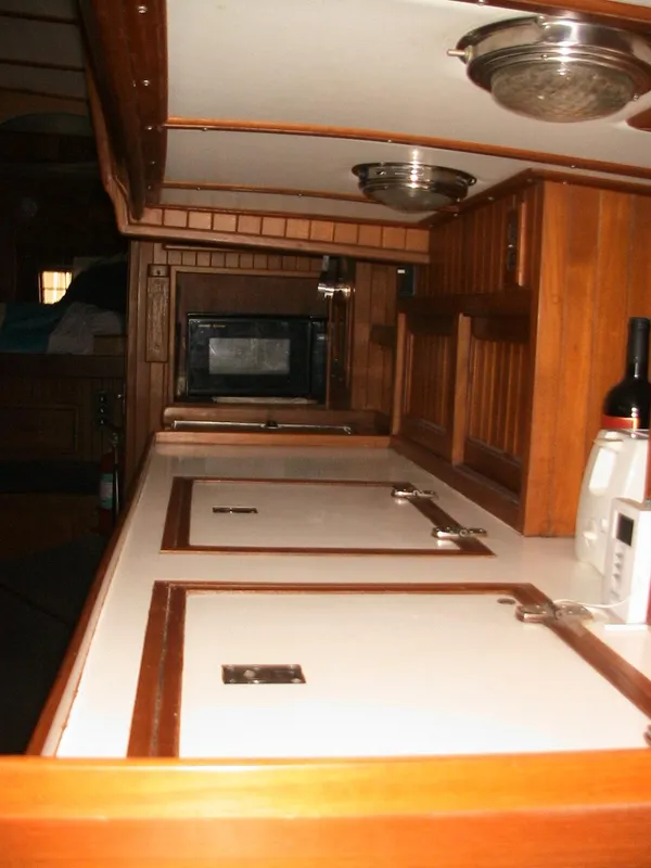 1991 Vagabond Ketch