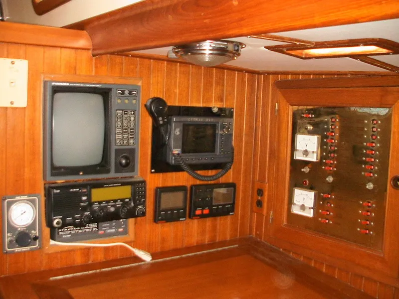 1991 Vagabond Ketch