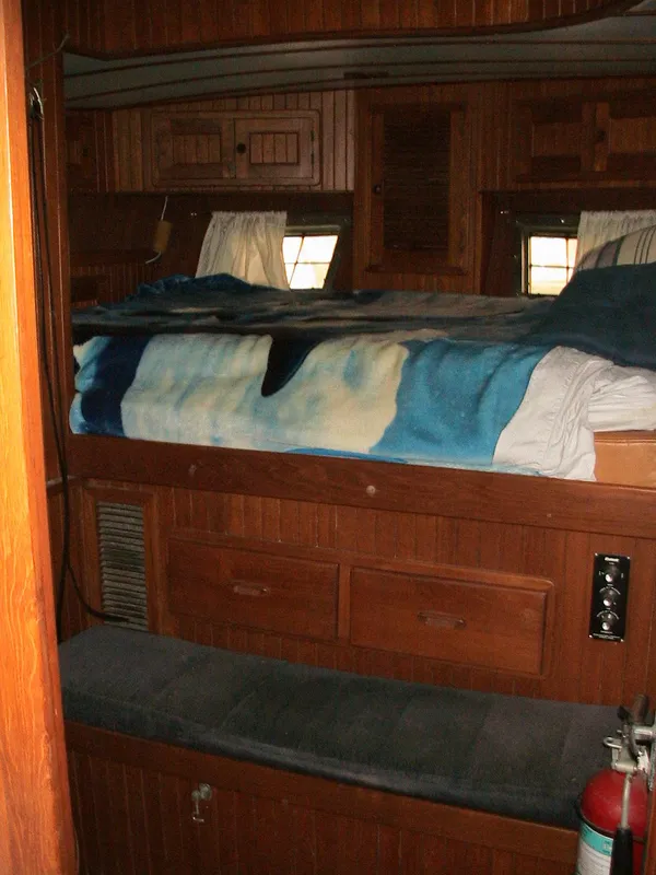 1991 Vagabond Ketch