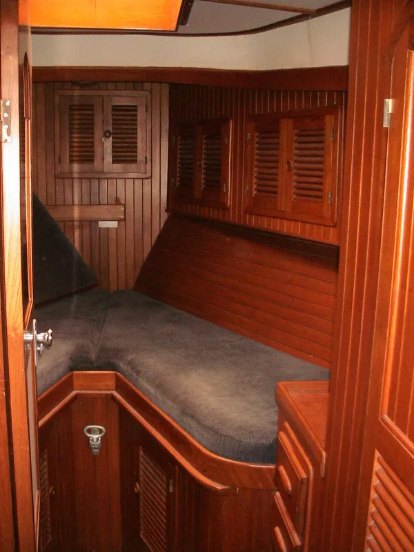 1991 Vagabond Ketch