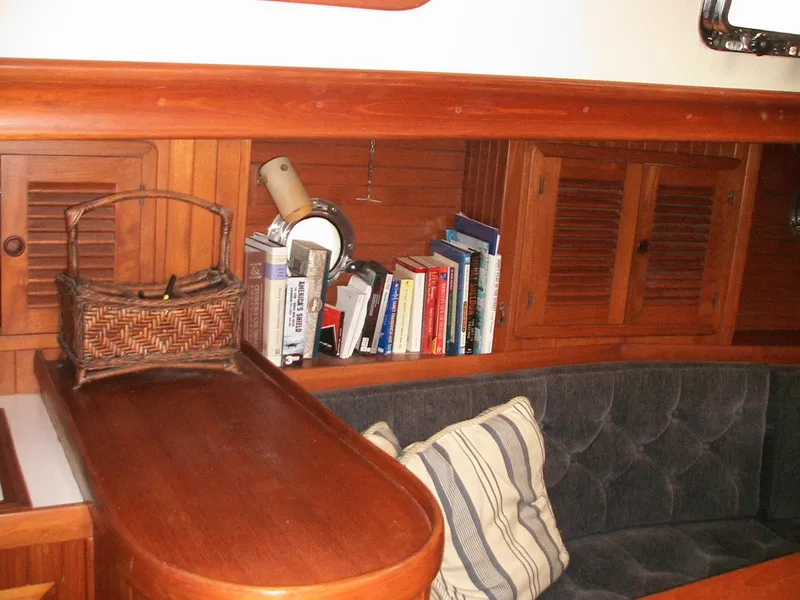 1991 Vagabond Ketch
