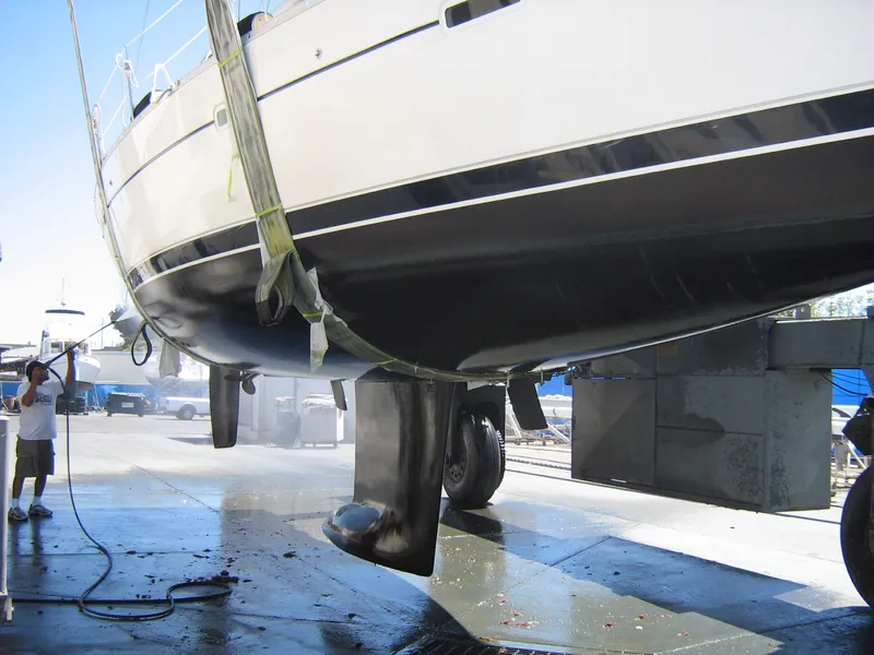 2004 Beneteau 373