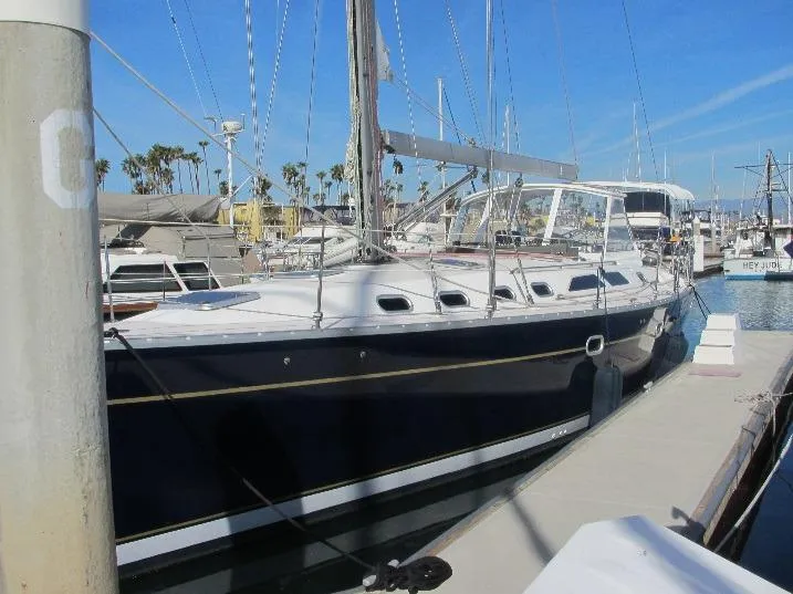 2003 Catalina 470