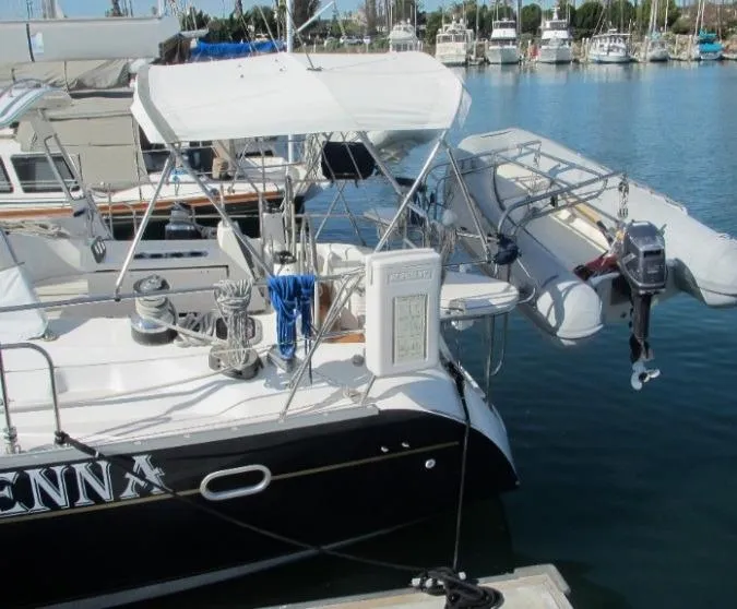 2003 Catalina 470