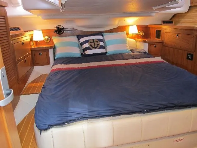 2003 Catalina 470