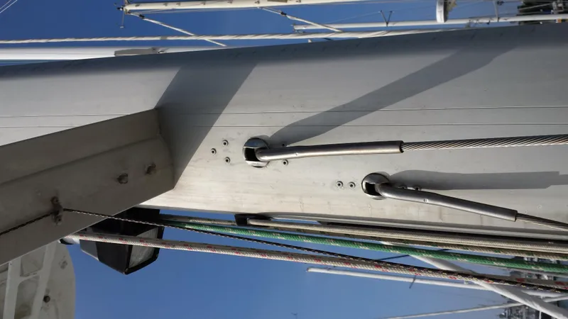 2003 Catalina 470