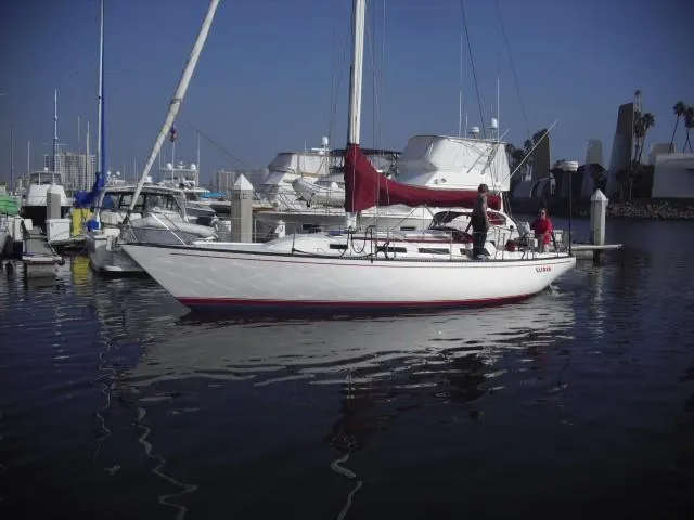 1986 Catalina 38