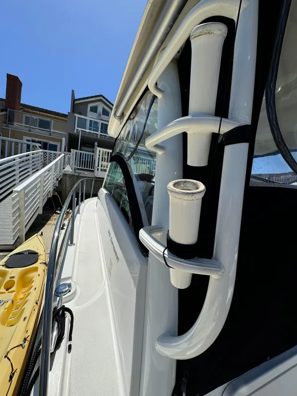 2015 Boston Whaler 315 Conquest