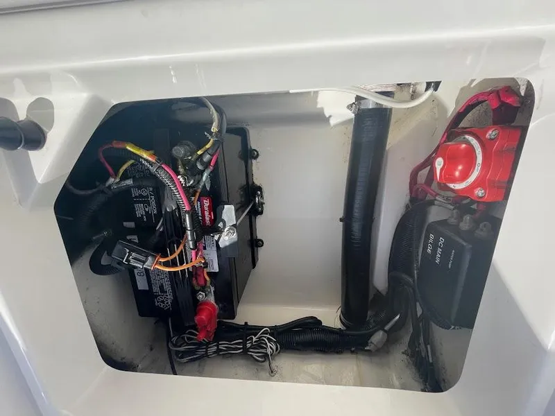 2013 Boston Whaler 210 Montauk
