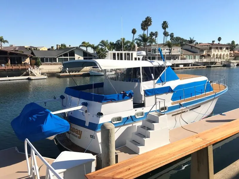 1965 Hatteras Double Cabin Motor Yacht