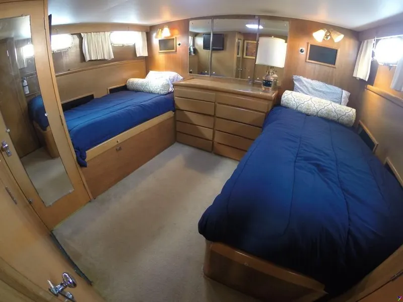 1965 Hatteras Double Cabin Motor Yacht