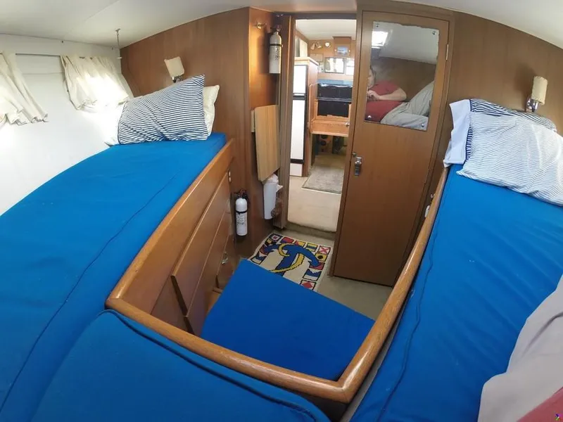 V-berth cabin