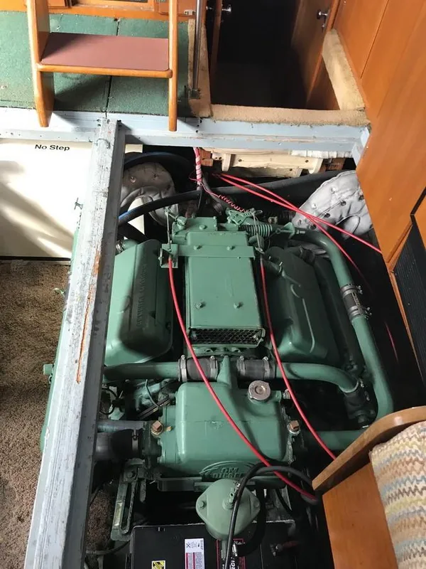 1965 Hatteras Double Cabin Motor Yacht