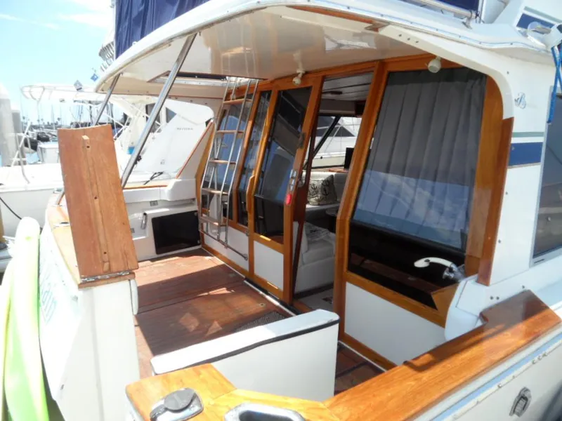 1987 Bayliner 4550 Pilothouse Motoryacht