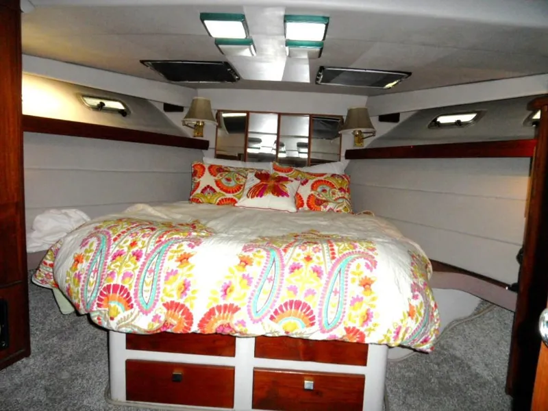1987 Bayliner 4550 Pilothouse Motoryacht
