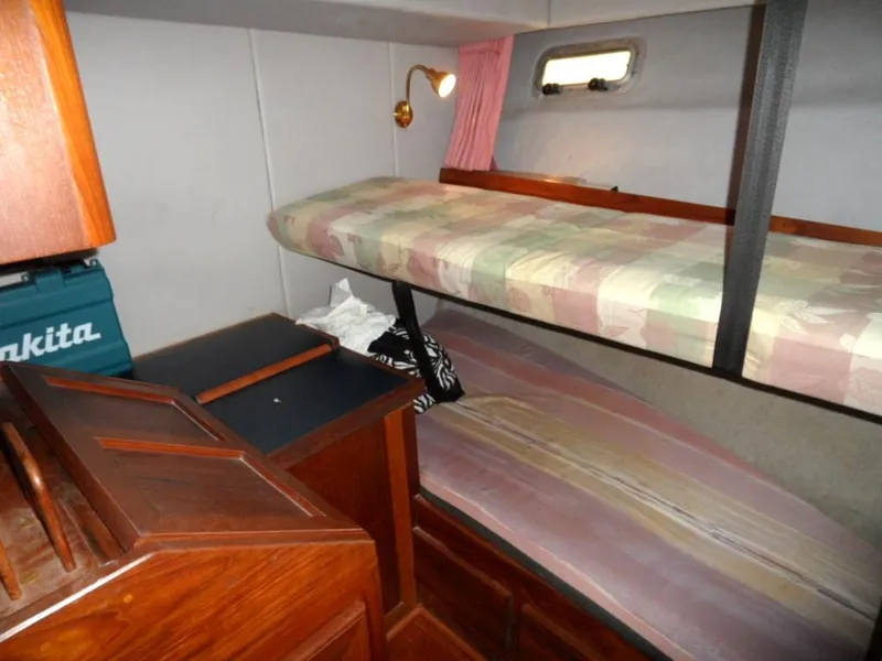 1987 Bayliner 4550 Pilothouse Motoryacht