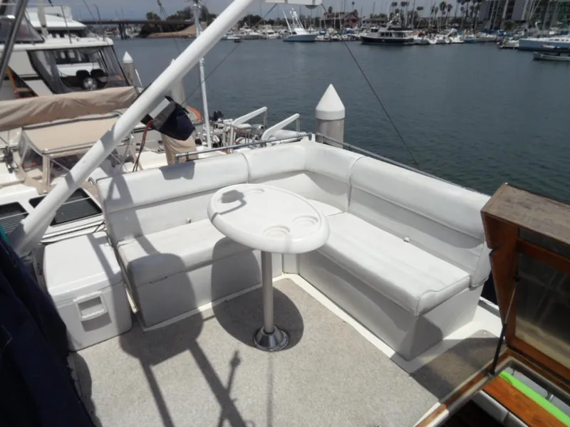 1987 Bayliner 4550 Pilothouse Motoryacht